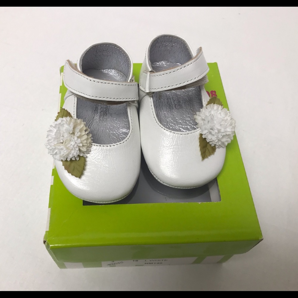 Pazitos Mary Jane infant girls white shoes